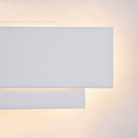 Настенный светильник Maytoni Kona C804WL-L12W