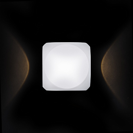 Уличный настенный светодиодный светильник Maytoni Bond Street O015WL-L4W