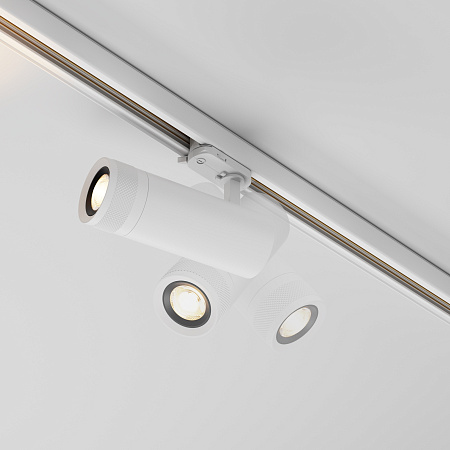 Трековый трехфазный светодиодный светильник Maytoni Trinity Focus Zoom TR198-3-20W2.7K-Z-W Трековый трехфазный светодиодный светильник Maytoni Trinity Focus Zoom TR198-3-20W2.7K-Z-W